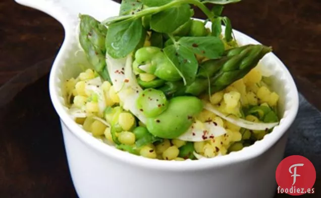Ensalada De Cuscús Perlado Gigante Y Jardín Inglés
