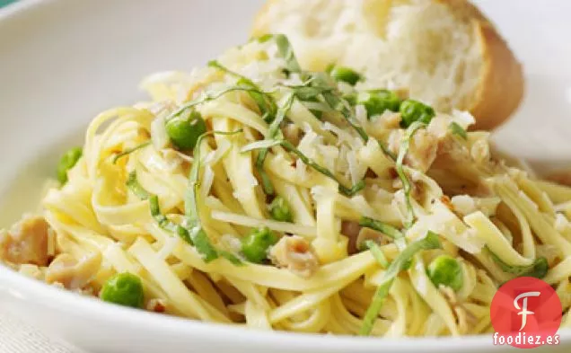 Linguini con Almejas con Ajo y Guisantes