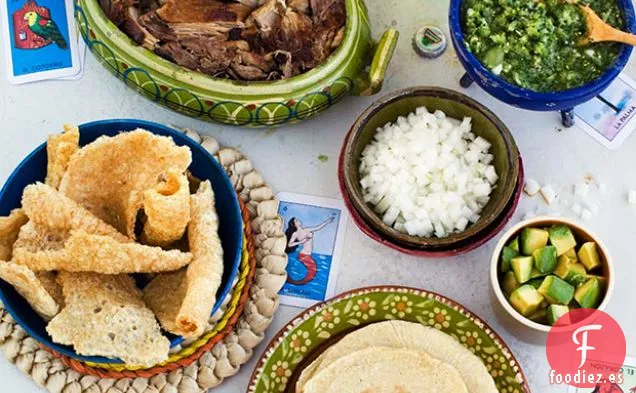 Tacos de Carnitas Asados con Naranja, Leche y Pimienta