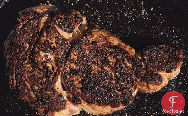 Filetes de Costilla a la Sartén con Porcini y Rub de Romero