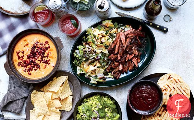 Fajitas de Carne de Falda con Repollo a la Parrilla y Cebolletas
