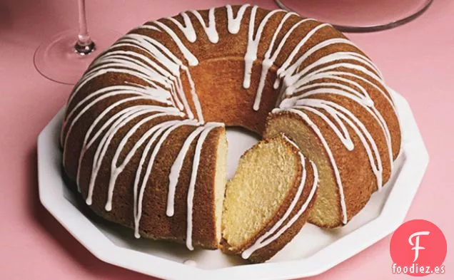 Pastel de Arce con Glaseado de Jarabe de Arce