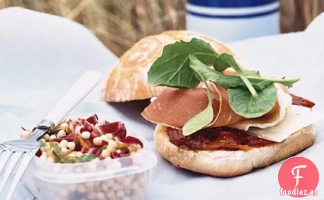 Ensalada de Cuscús con Achicoria y Pistachos