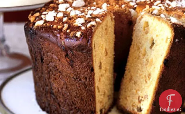 Panettone de Azafrán con Cobertura de Azúcar Triturada