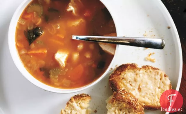 Sopa de Pollo y Frijoles Blancos con Remolino de Hierbas