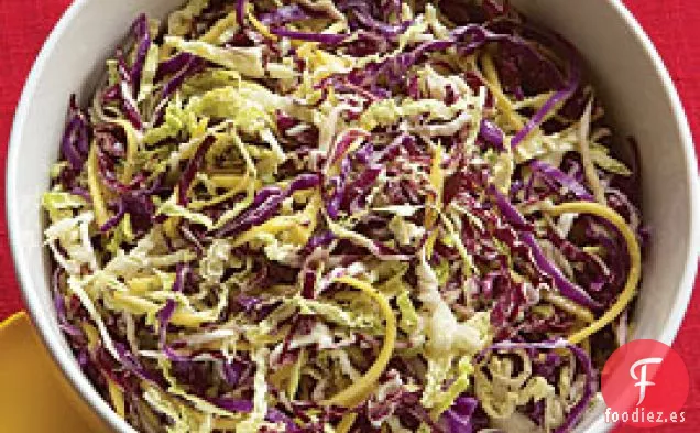 Ensalada Picante Con Achicoria y Mango Verde