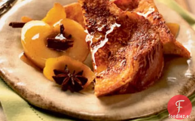 Tostada Francesa con Costra de Azúcar y Manzanas Melosas