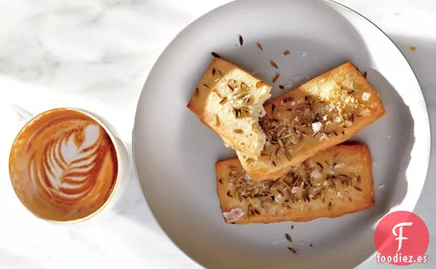 Pan Corto de Queso Parmesano con Hinojo y Sal Marina