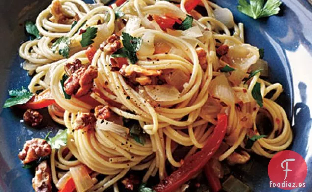 Pasta con Salsa de Anchoas y Nueces