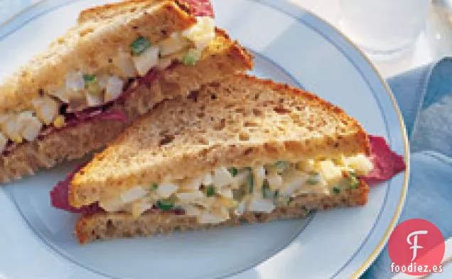 Sandwich de Ensalada de Huevo Ligero de Alexis