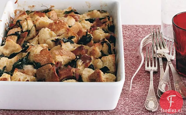 Budín de Rúcula, Tocino y Pan Gruyère