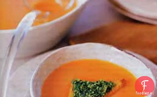 Sopa de Calabaza Asada Picante con Pesto de Semillas de Calabaza