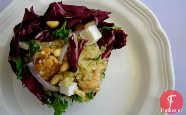 Ensalada Fría De Quinua Con Pollo, Piñones Y Queso Feta