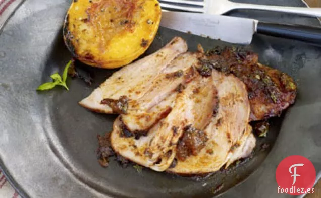 Lomo de Cerdo Glaseado con Cilantro y Ajo