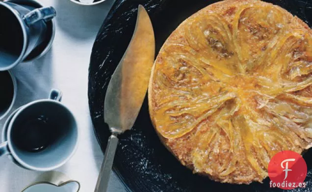 Pastel de Limón Cubierto De Hinojo Confitado