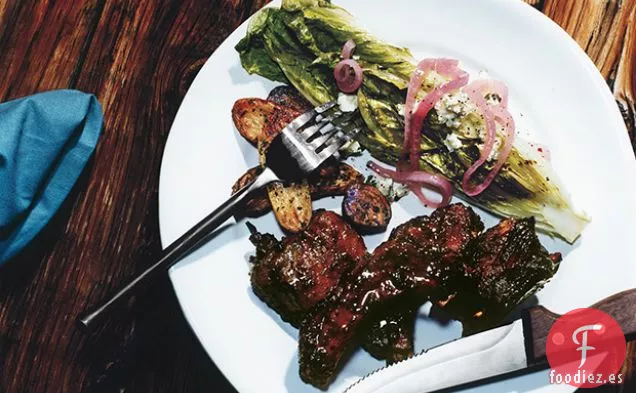 Parrilla Mixta con Salsa Bourbon Dulce y Picante