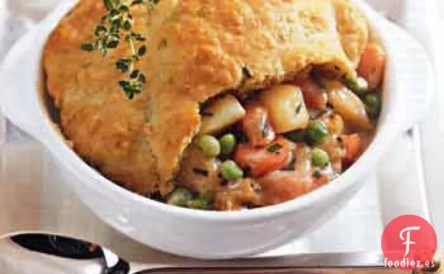 Zapatero de Verduras de Raíz con Cobertura de Galleta de Cebollino