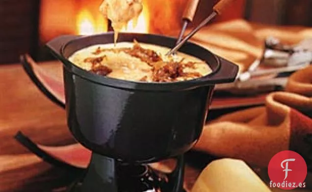 Fondue de Gruyère con Chalotes Caramelizados