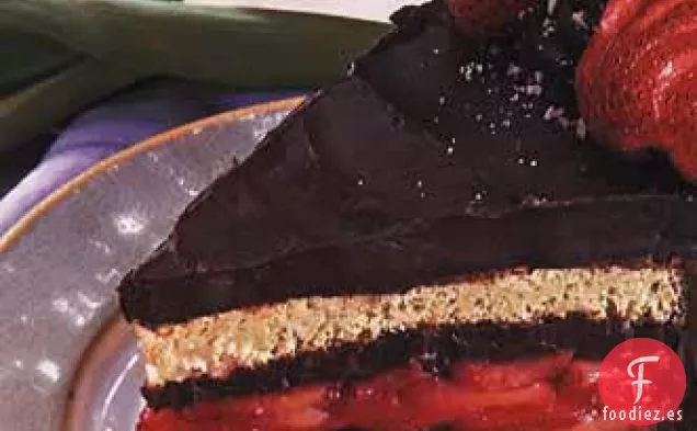 Torta de Avellanas, Chocolate y Fresas