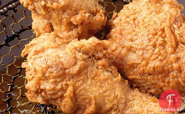 Pollo Frito En Salmuera con Romero y Suero de Mantequilla