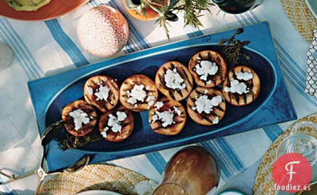 Nectarinas a la Parrilla con Queso Feta