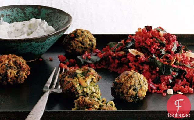 Calabacín Köfte con Remolacha-Bulgur Pilaf