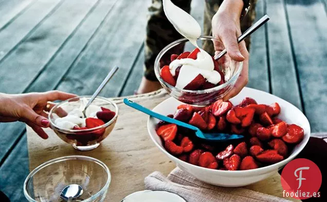 Fresas con Crema de Manzanilla