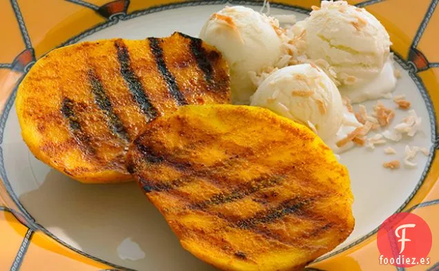 Mangos al Curry a la Parrilla con Leche Helada de Jengibre