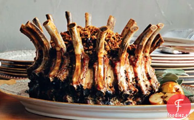 Corona Asada de Cerdo con Cebolla y Relleno de Miga de Pan