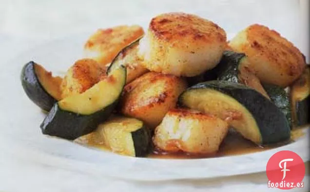 Vieiras al Curry Chamuscado con Calabacín