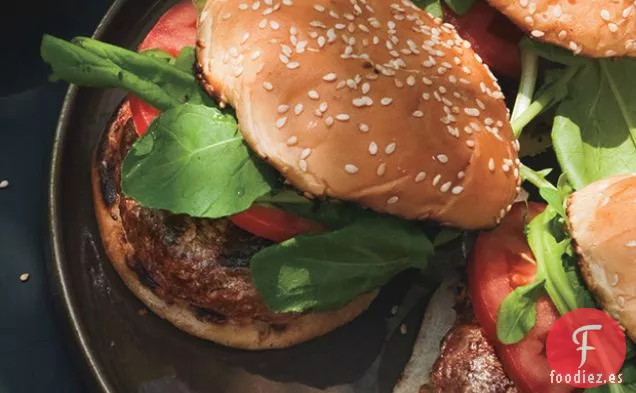 Hamburguesas a la Parrilla con Mantequilla de Limón Meyer