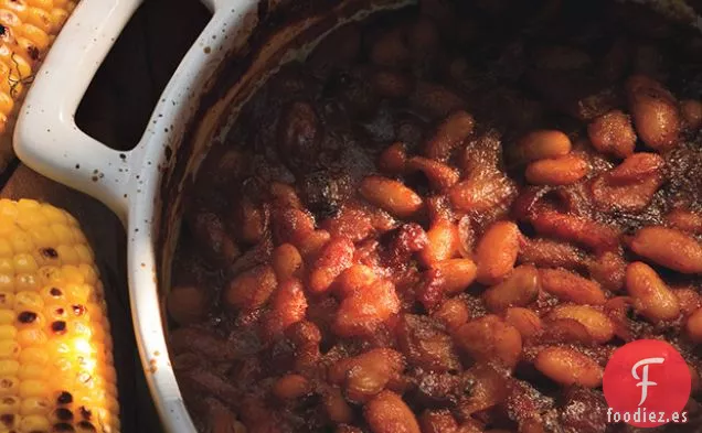 Frijoles Horneados con Cerveza de Raíz