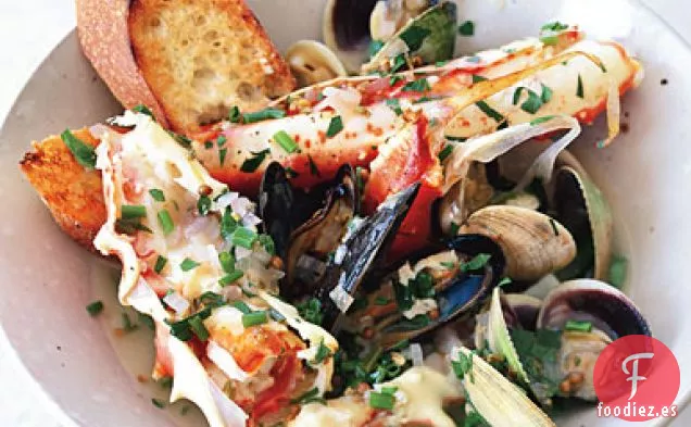 Mariscos Asados con Cilantro, Hinojo y Limón Meyer