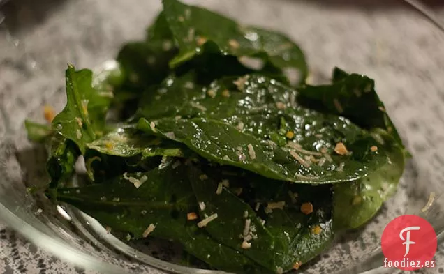 Espinaca Con Almendras Marcona, Beemster, Gremolata y Viña de Nuez