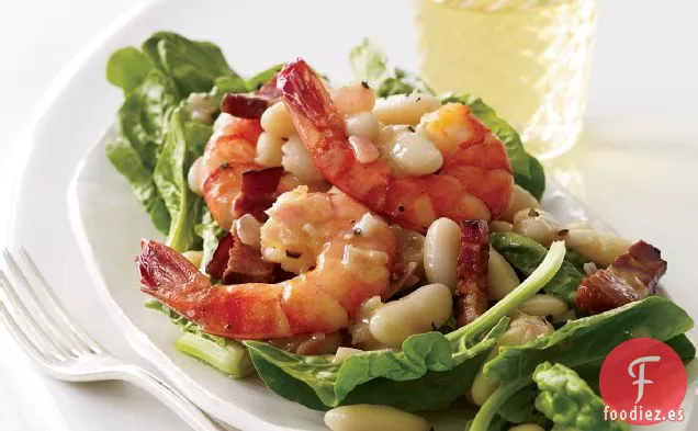 Ensalada Tibia de Espinacas con Frijoles Cannellini y Camarones