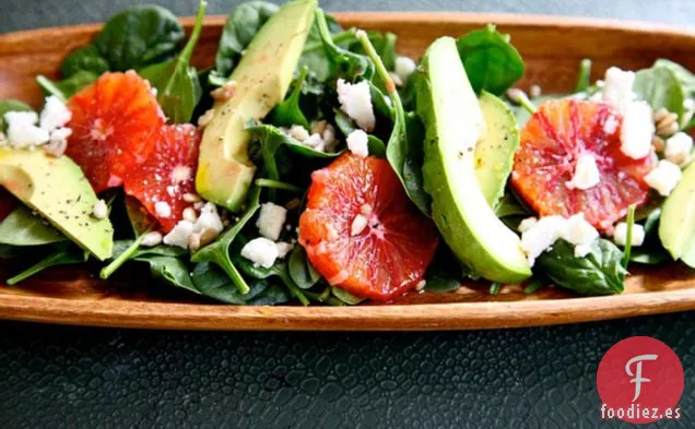 Ensalada de Naranja Sanguina con Queso Feta y Espinacas