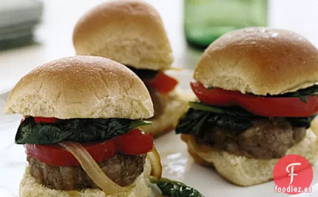 Sliders de Salchichas con Espinacas y Pimientos