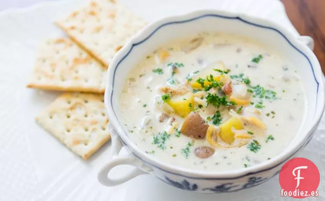 Sopa de Almejas de Nueva Inglaterra