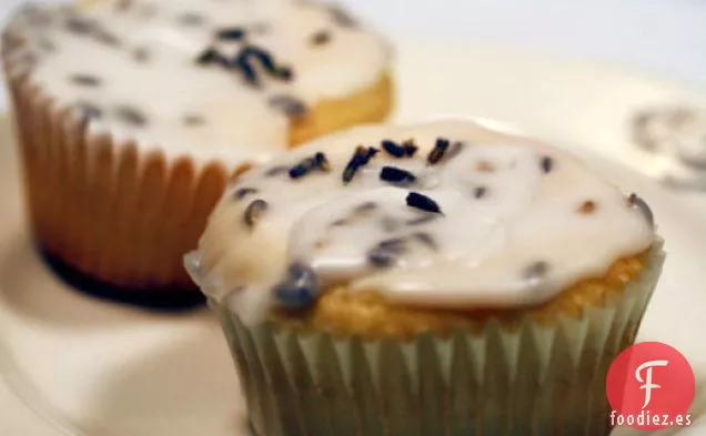 Francés en un instante: Cupcakes Crème Fraîche con Glaseado de Lavanda Provenza