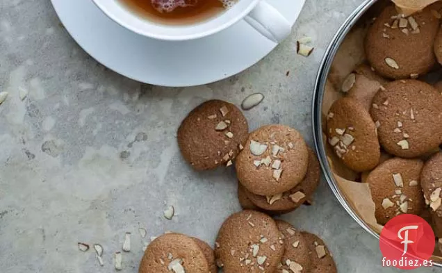 Amaretti Thins / Galletas Crujientes de Almendras (Sin Gluten, Sin Cereales, Paleo)