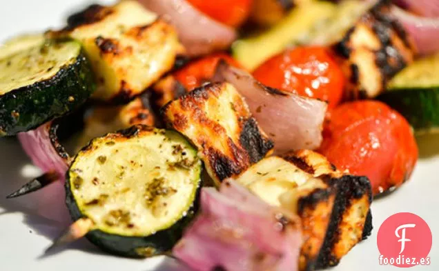 Brochetas de Halloumi y Verduras