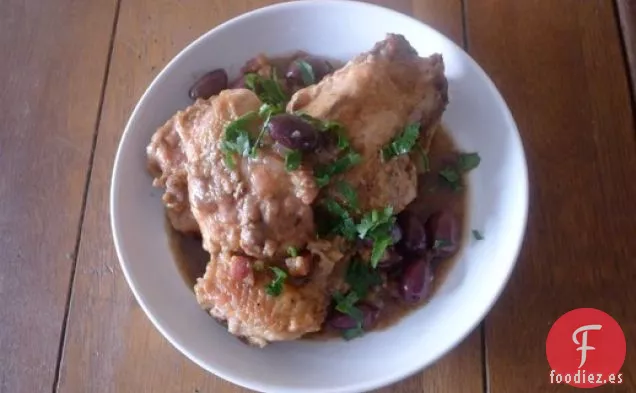 El Arte de Comer de Pollo Salteado con Tomates y Aceitunas