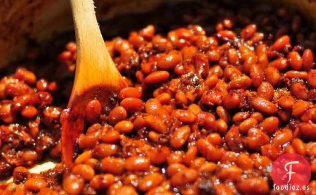 Asar a la parrilla: Frijoles de Barbacoa