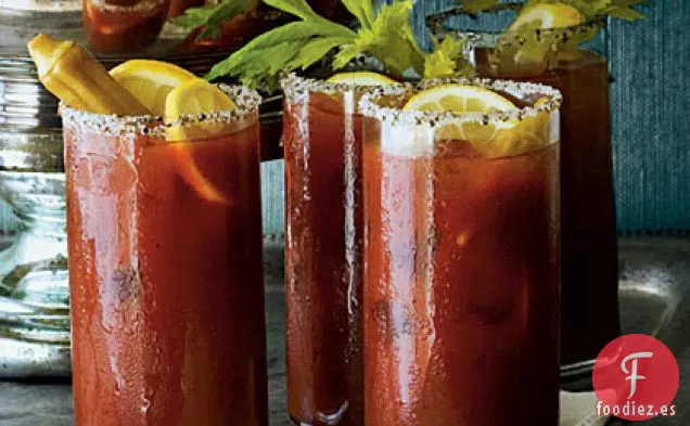 Ponche de Bloody Mary