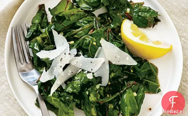 Acelgas Suizas con Ajo y Limón