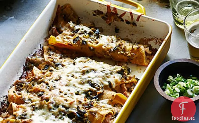 Enchiladas de Pollo con Chile Verde