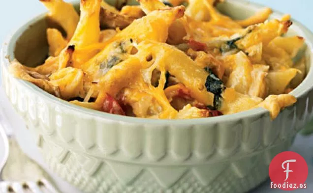 Pollo con Tres Quesos Penne Florentine
