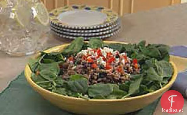 Ensalada de Espinacas con Kasha y Frijoles Negros