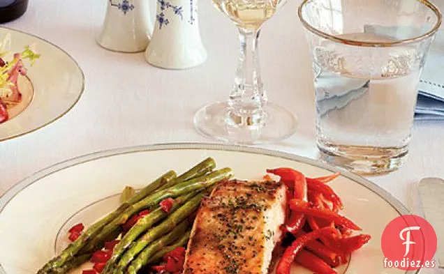 Salmón Glaseado de Arce y Ajo Caramelizado