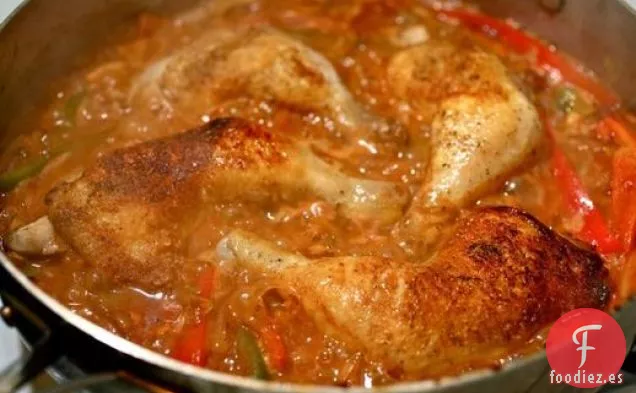 Pollo Cocido en Sartén Fácil con Pimientos y Pimentón
